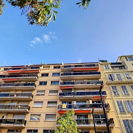 Nestor&jeeves - Florida - With Balcony Apartmán *